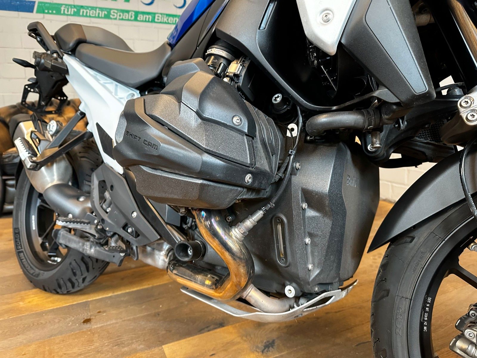 Fahrzeugabbildung BMW R 1300 GS - Schmiedefelgen, 4 Pakete, Öl Paket
