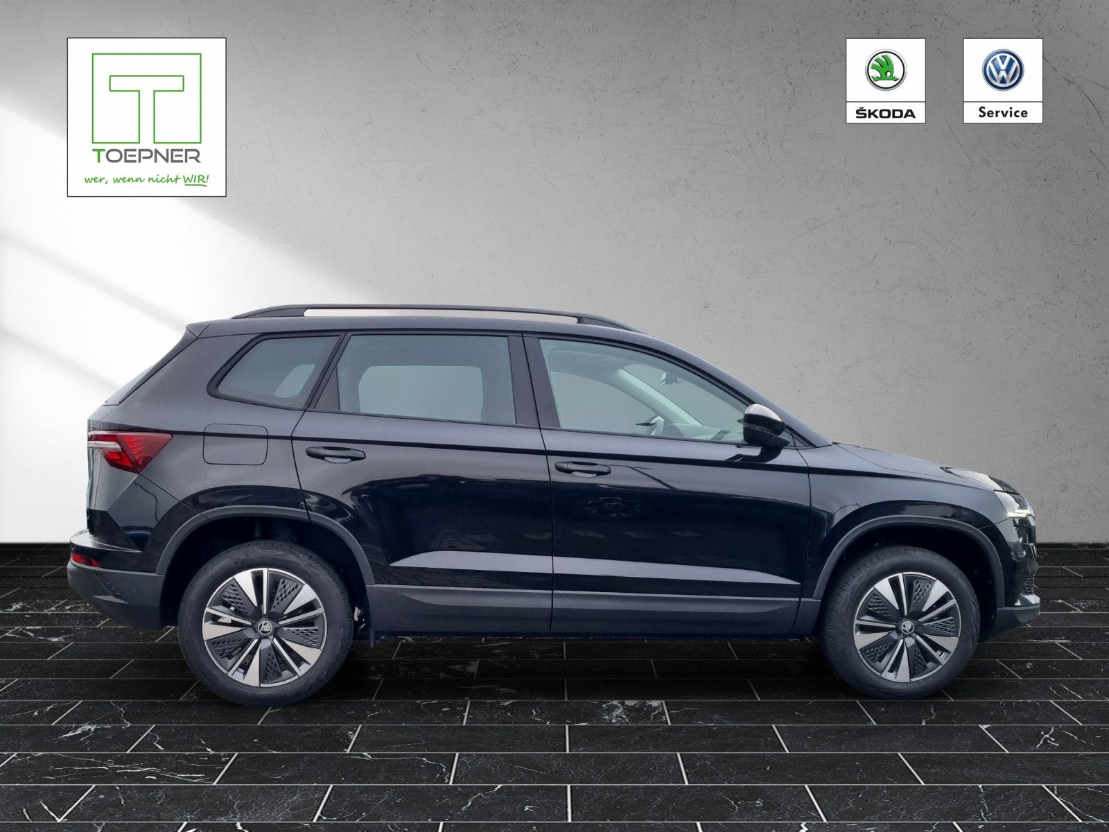 Fahrzeugabbildung SKODA Karoq Balance 1,5 TSI Fahrassi+ Komfort Gar. +3