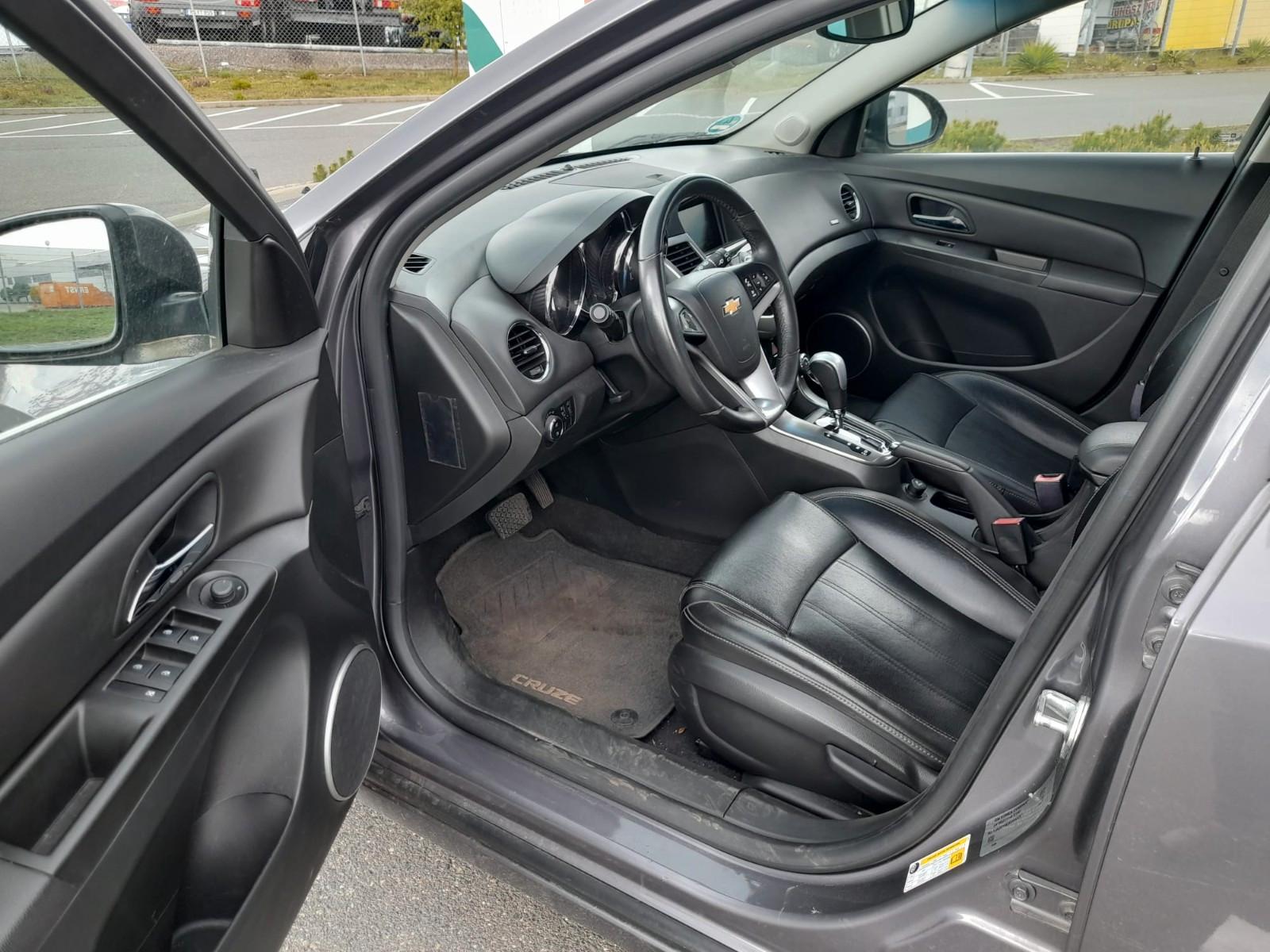 Chevrolet Cruze 2013 — photo 8