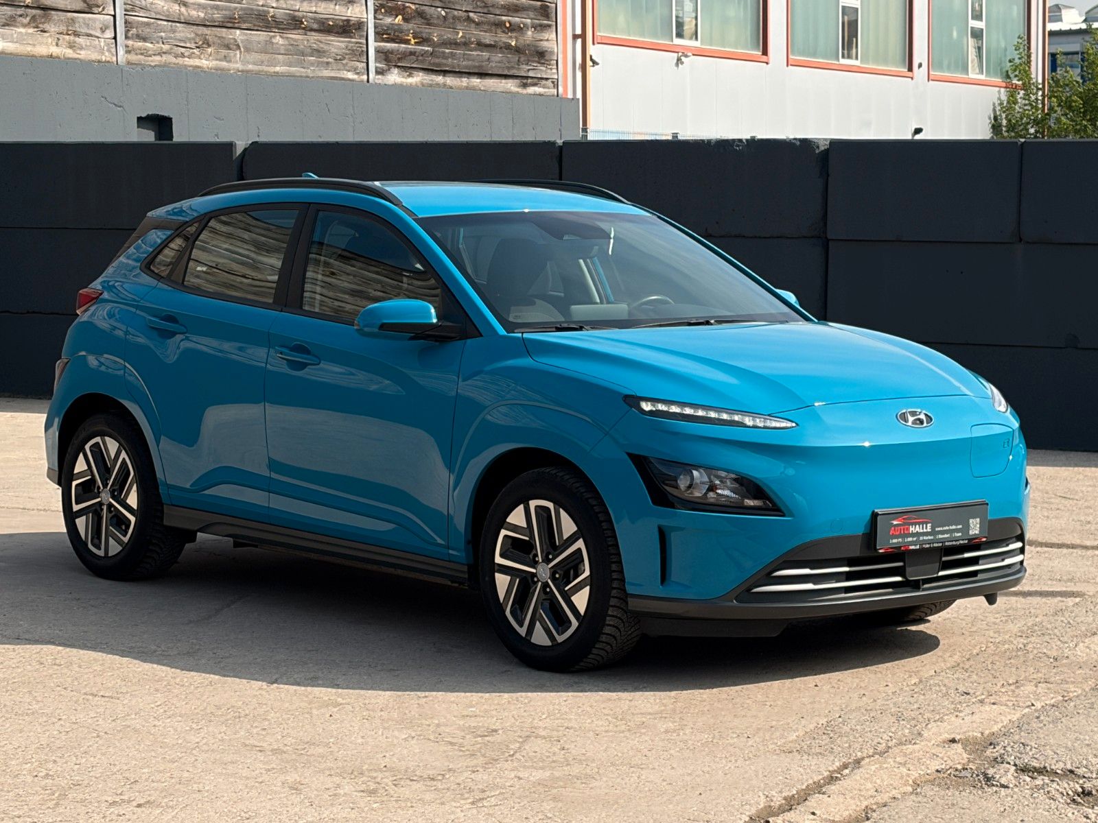 Fahrzeugabbildung Hyundai KONA E Select SHZ ACC PDC LKA Navi WiFi CarPlay