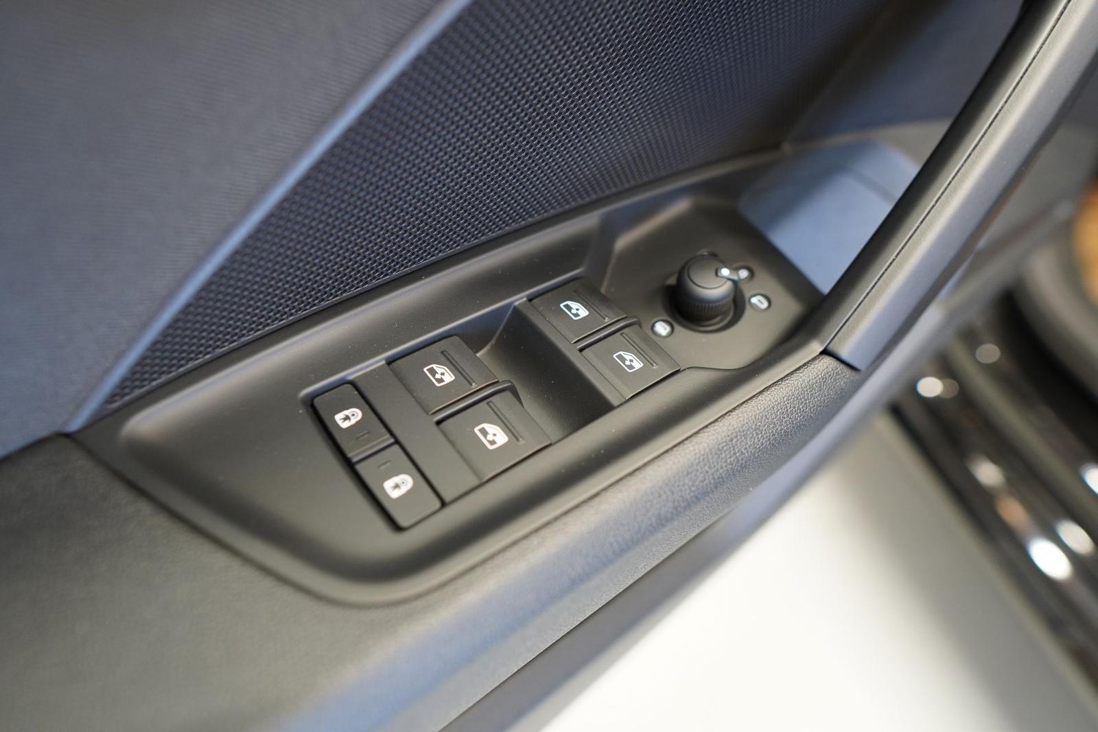 Audi A3 SB 30 TDI ''NAVI*SITZH*LED*VIRTUAL*TEMPOMA, миниатюра 13