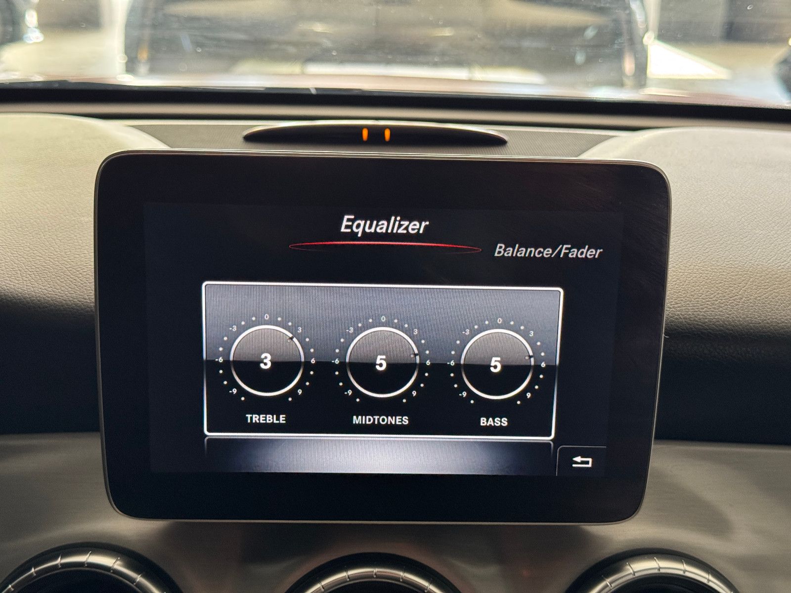 Fahrzeugabbildung Mercedes-Benz CLA 200 SB 3X AMG LINE NIGHT LED MATT FOLIERT