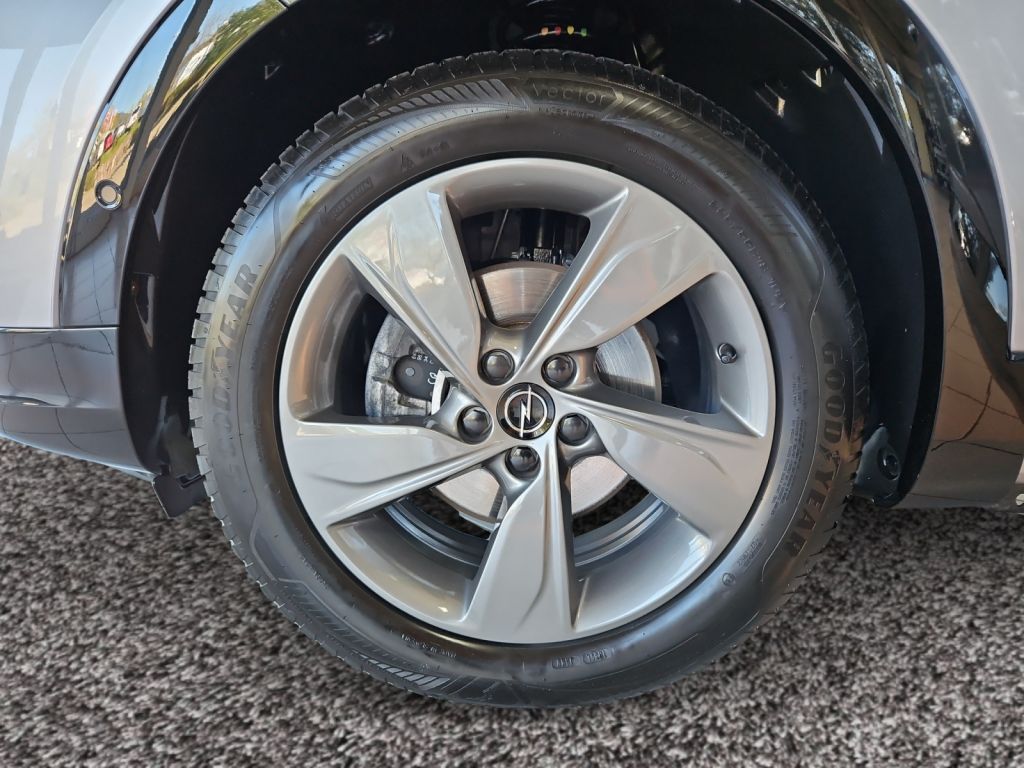 Fahrzeugabbildung Opel Grandland 1.2 DI GS Automatik , NAVI, RFK