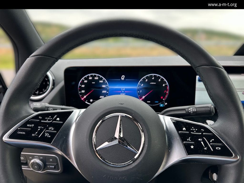 MERCEDES-BENZ B 200