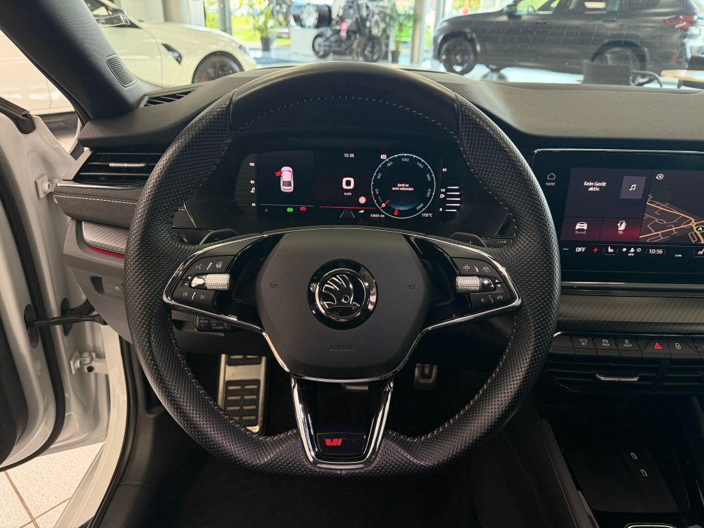 Skoda Octavia 2.0 TDI RS Plus 4x4*H-Up*Standhzg*Kamera