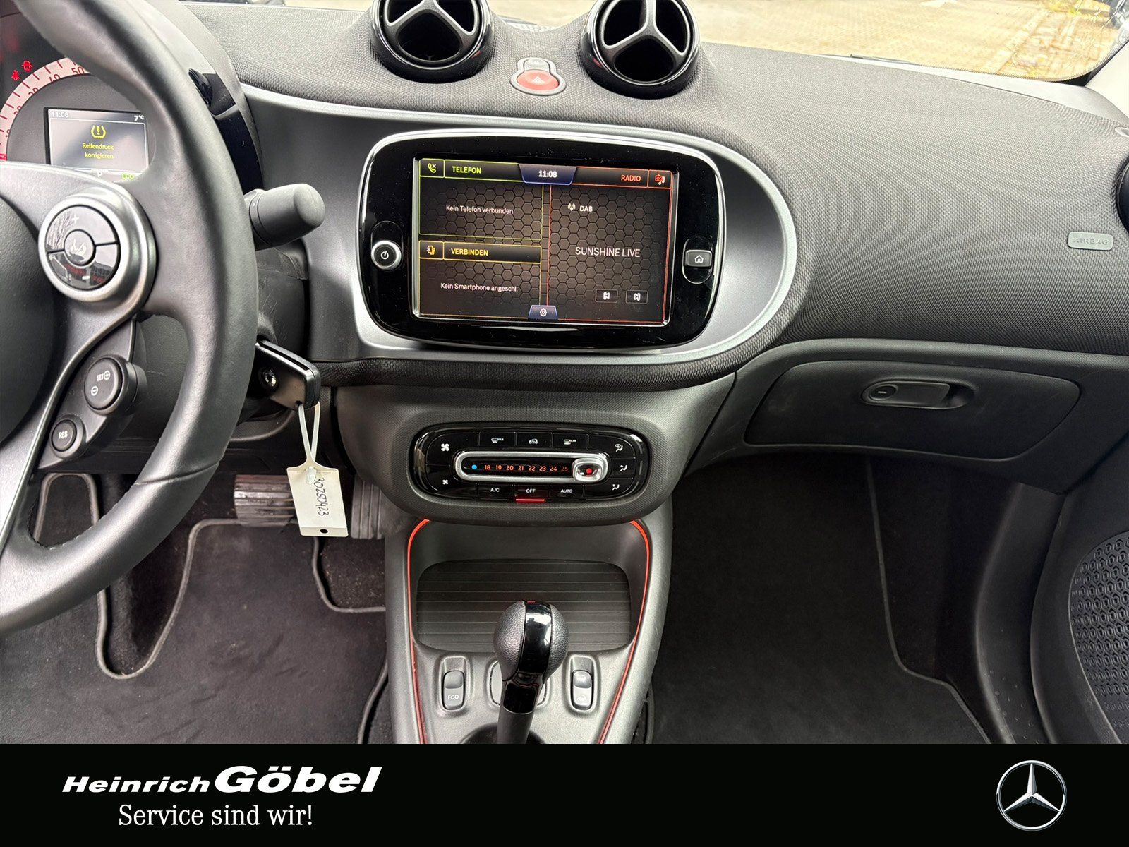 Fahrzeugabbildung Smart Smart EQ Cabrio*EXCLUSIVE-PAKET*CARPLAY*AMBIENTE