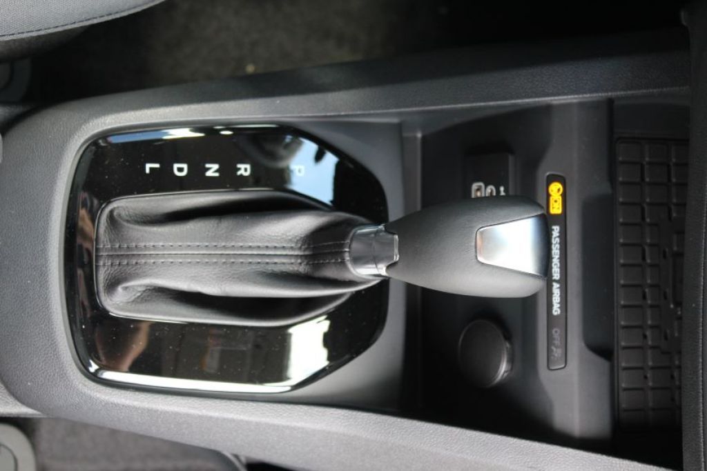 Fahrzeugabbildung Ford Puma ST-LINE Neues Modell