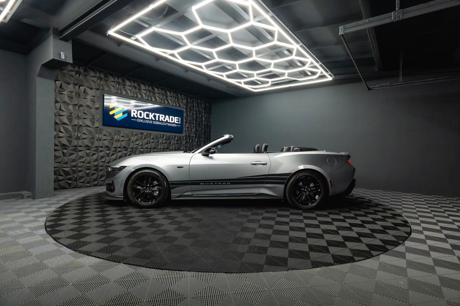 Fahrzeugabbildung Ford Mustang GT Cabrio DARK HORSE PREMIUM MY2024 19%