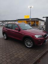 BMW X3 xDrive mit venig km - BMW X3: Rot