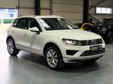 Volkswagen Touareg V6 TDI 4M *R-LINE*STAND.HZ.*AHK*CAM*ACC* - gebrauchte VW Touareg aus dem Jahr 2017