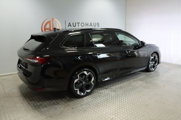 Skoda Superb 1.5 TSI DSG Sportline Combi AHK DCC Navi