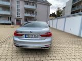 BMW 730 d. LED/ H-UP/ AHK/ Fern-Parken/ S-Close/ - BMW 730: D