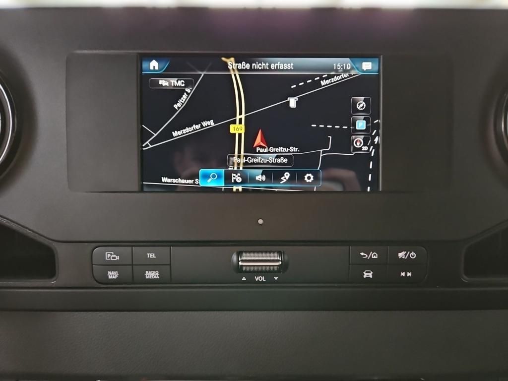 Fahrzeugabbildung Mercedes-Benz Sprinter 317 Kasten L2H2 RWD 360°Schwingsitz SHZ