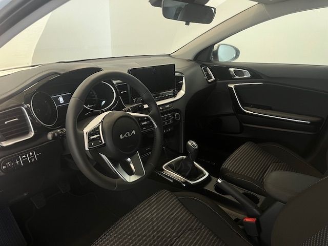 Fahrzeugabbildung Kia Ceed Vision 1.0 T-GDI,  Lane Assist, Navi, SHZ,