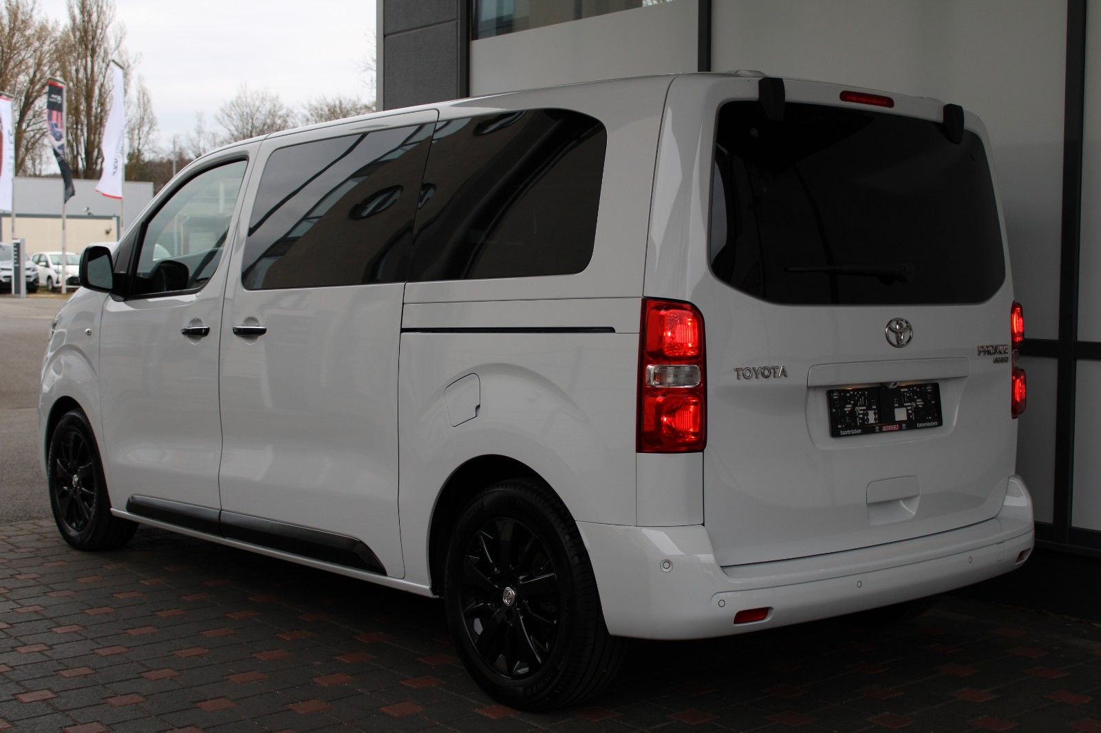 Fahrzeugabbildung Toyota Proace Verso L1 2.0 Executive AT