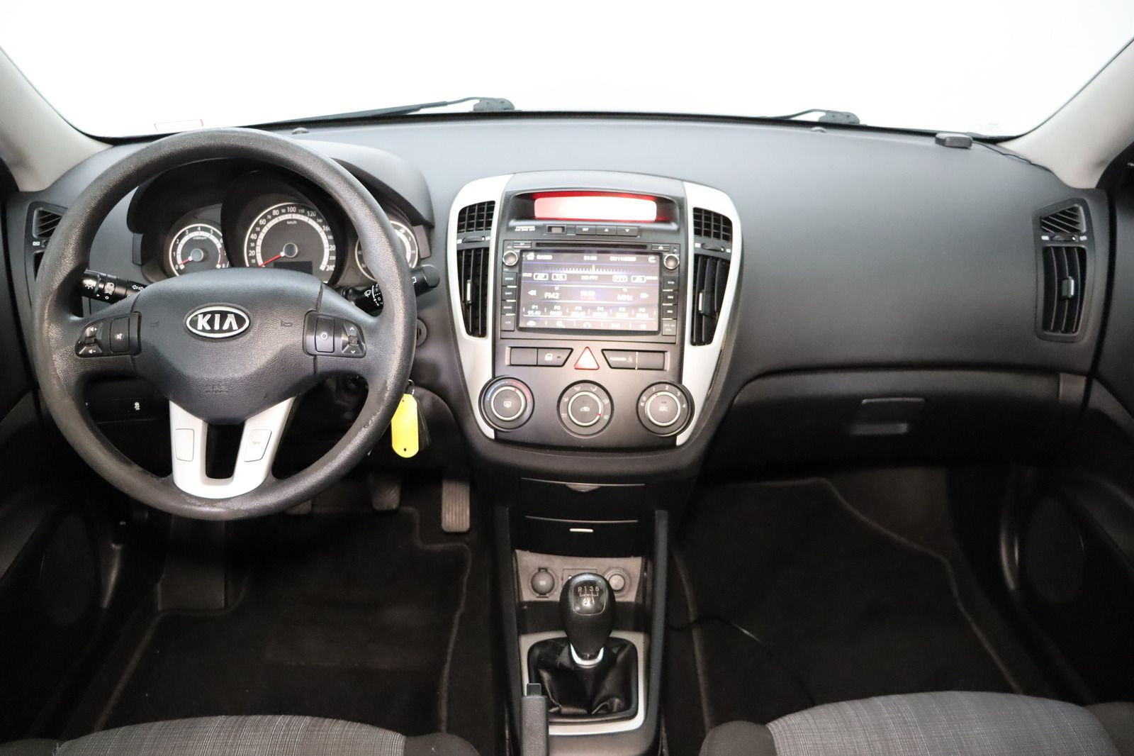 Fahrzeugabbildung Kia ceed 1.4 CVVT * Navi * RFK * HU/AU bis 11.26