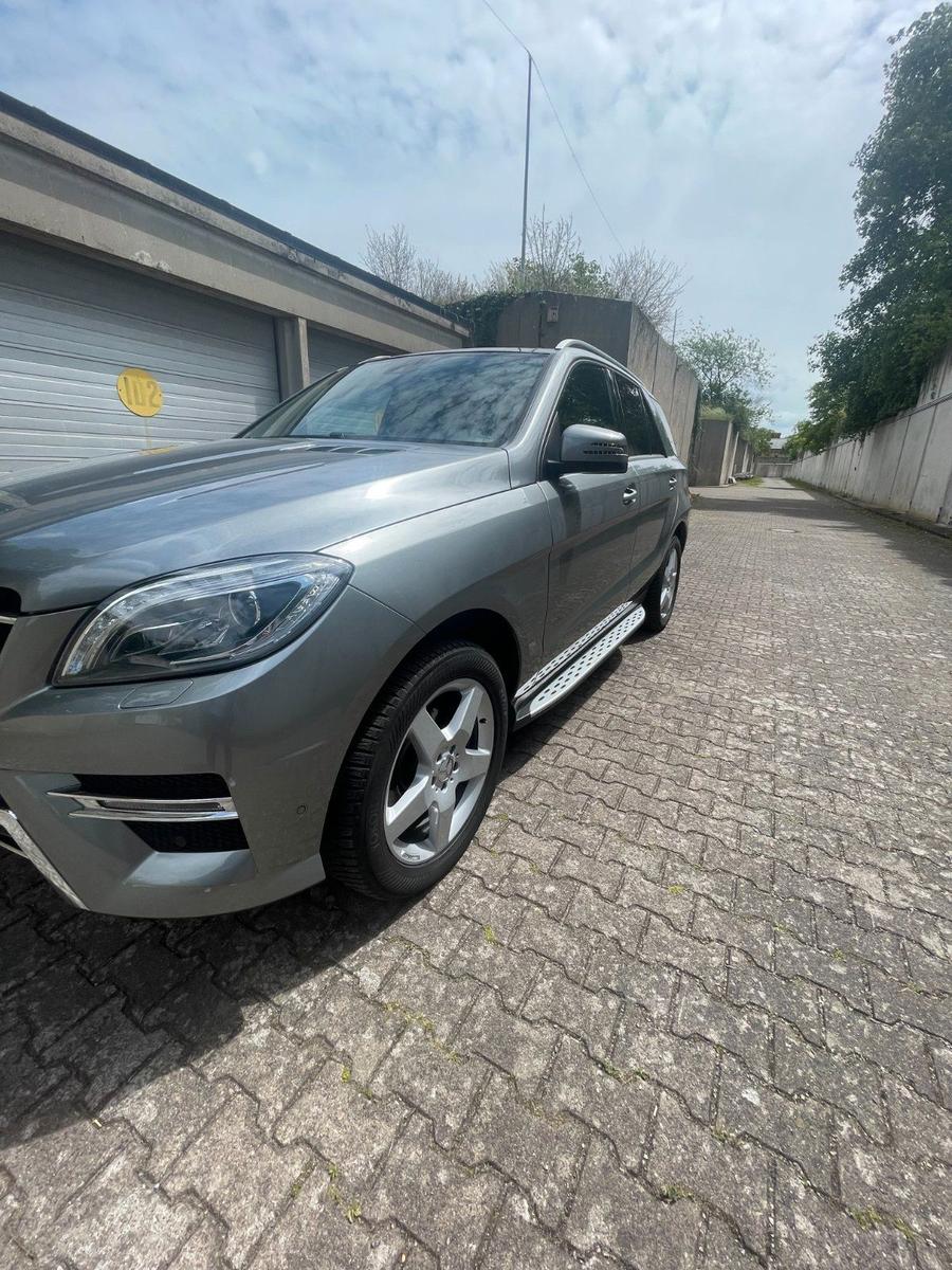Mercedes-Benz ML 350