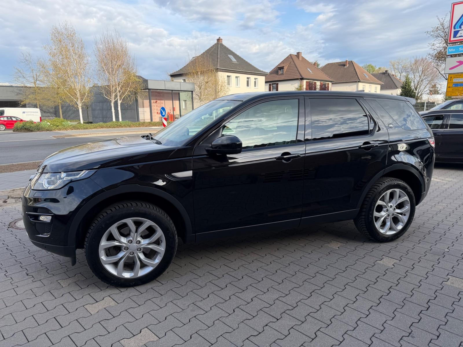 Land Rover Discovery Sport HSE 4X4/ PANORAMA/LEDER