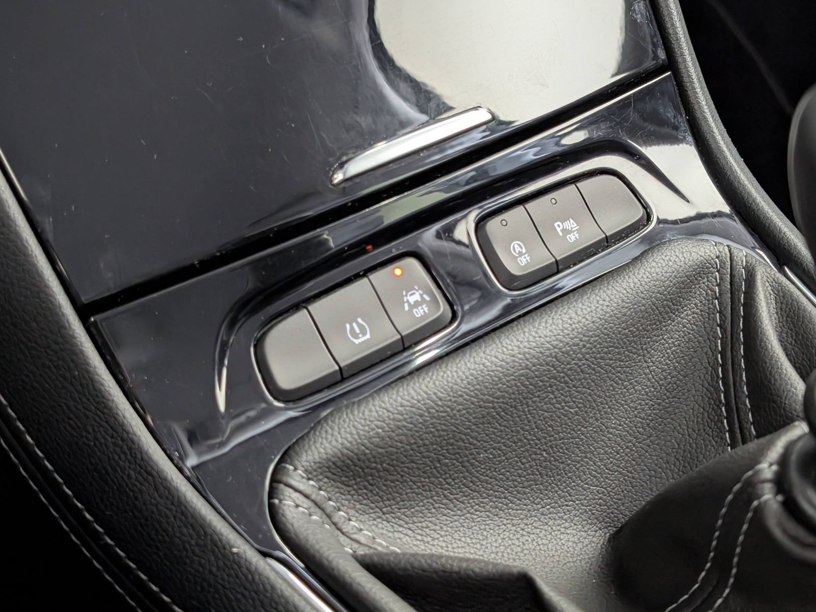 OPEL Grandland X  1.2 Turbo Ultimate Navi SHZ LED – Bild 20