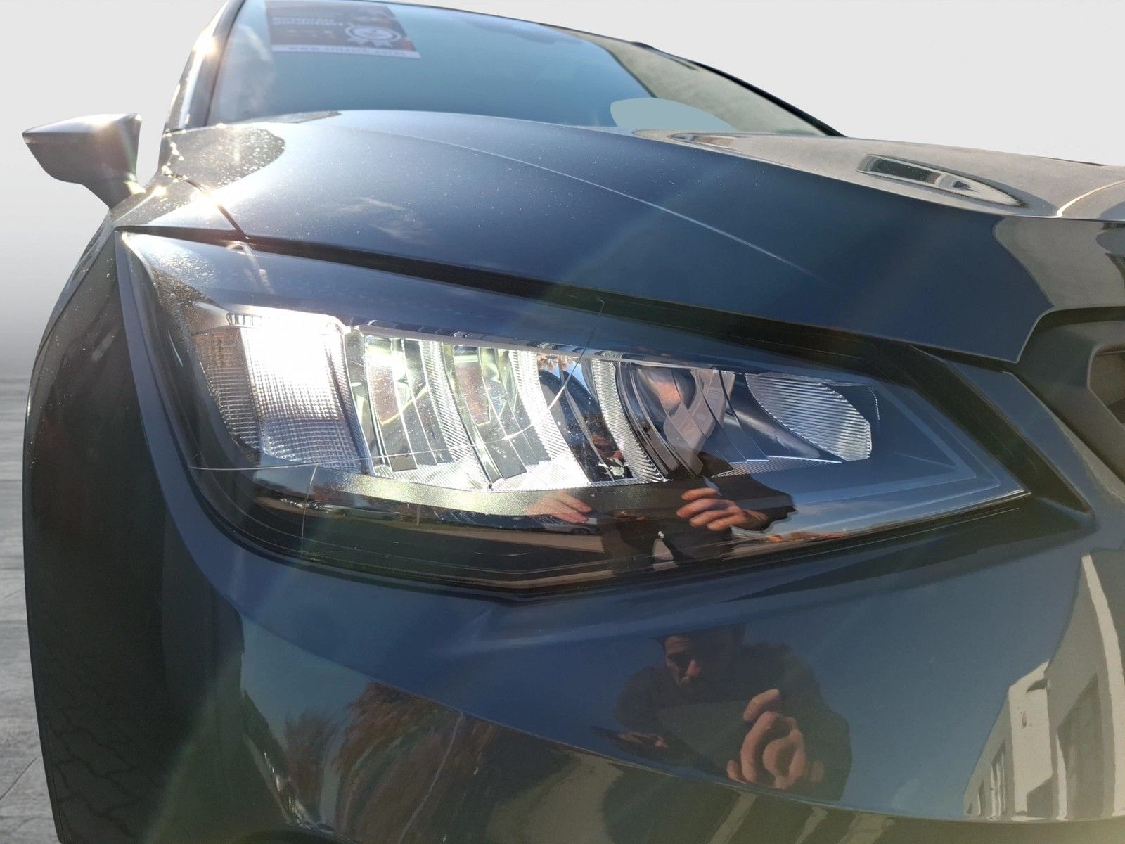 Fahrzeugabbildung SEAT Arona TSI Style DSG LED Navi ACC RFK SHZ