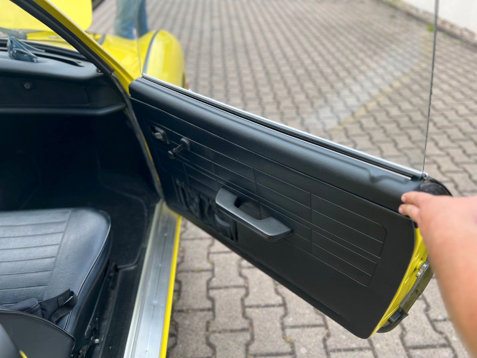 Fahrzeugabbildung Volkswagen Karmann Ghia Sport mit TYP 4 - 170PS