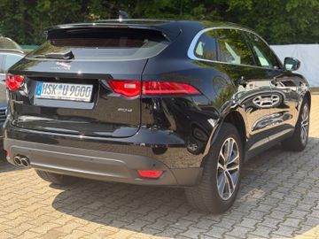 Jaguar F-Pace - 2