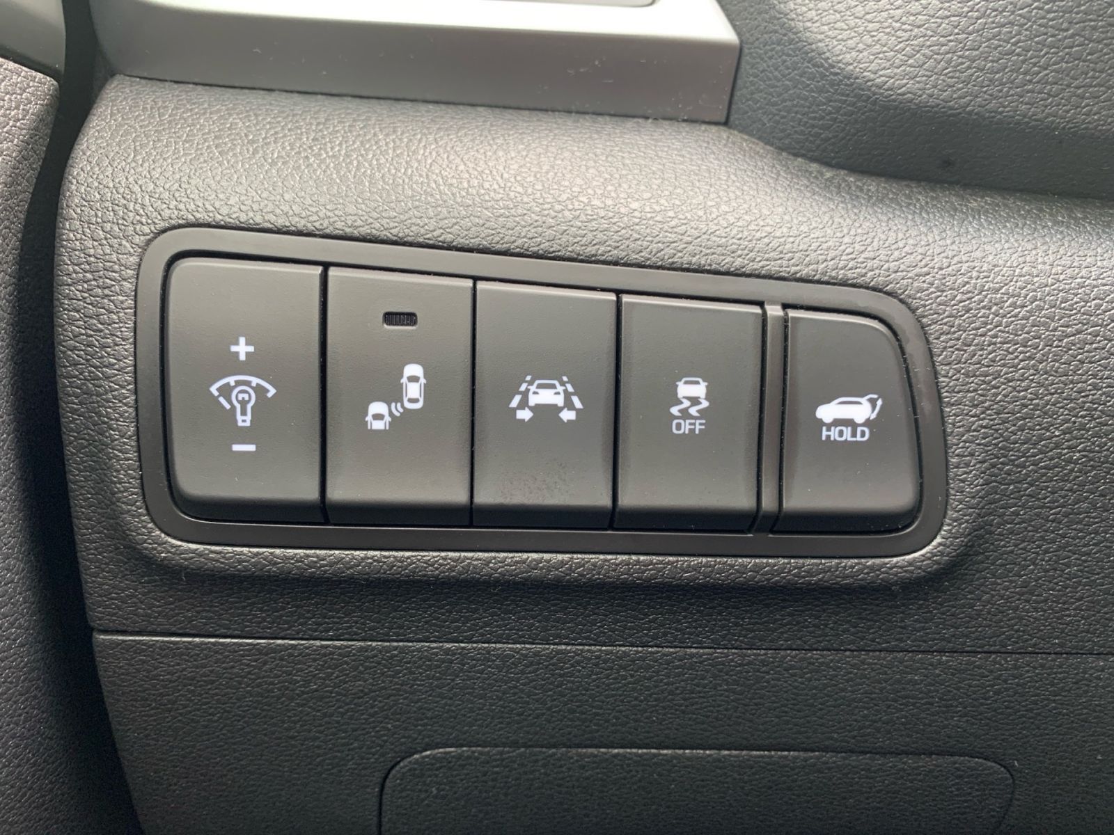 Fahrzeugabbildung Hyundai TUCSON 1.7 CRDi 7-DCT DPF Premium Navi