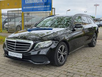 Mercedes E 220 - 1