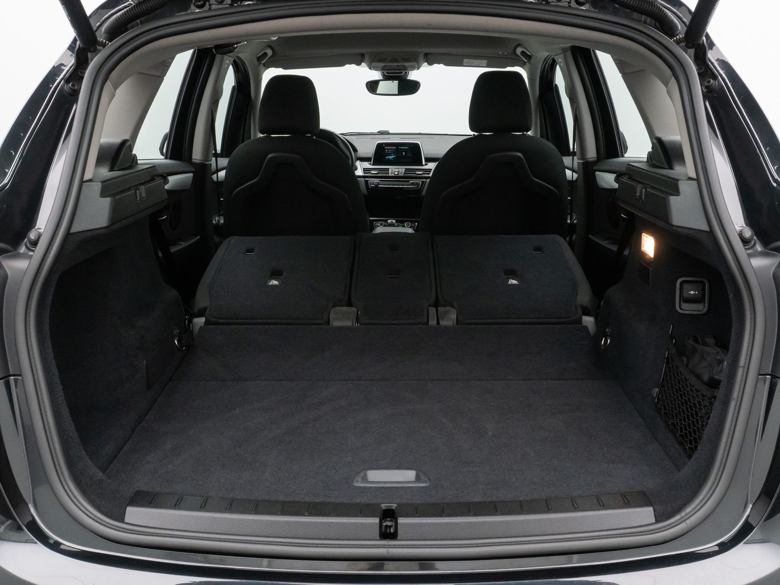 Fahrzeugabbildung BMW 225xe iPerf  Active Tourer Navi Geschwindig Touc