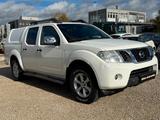 Nissan Navara Double Cab LE 4X4, Automatik, Vollaustat. - gebrauchte Nissan Navara aus dem Jahr 2011