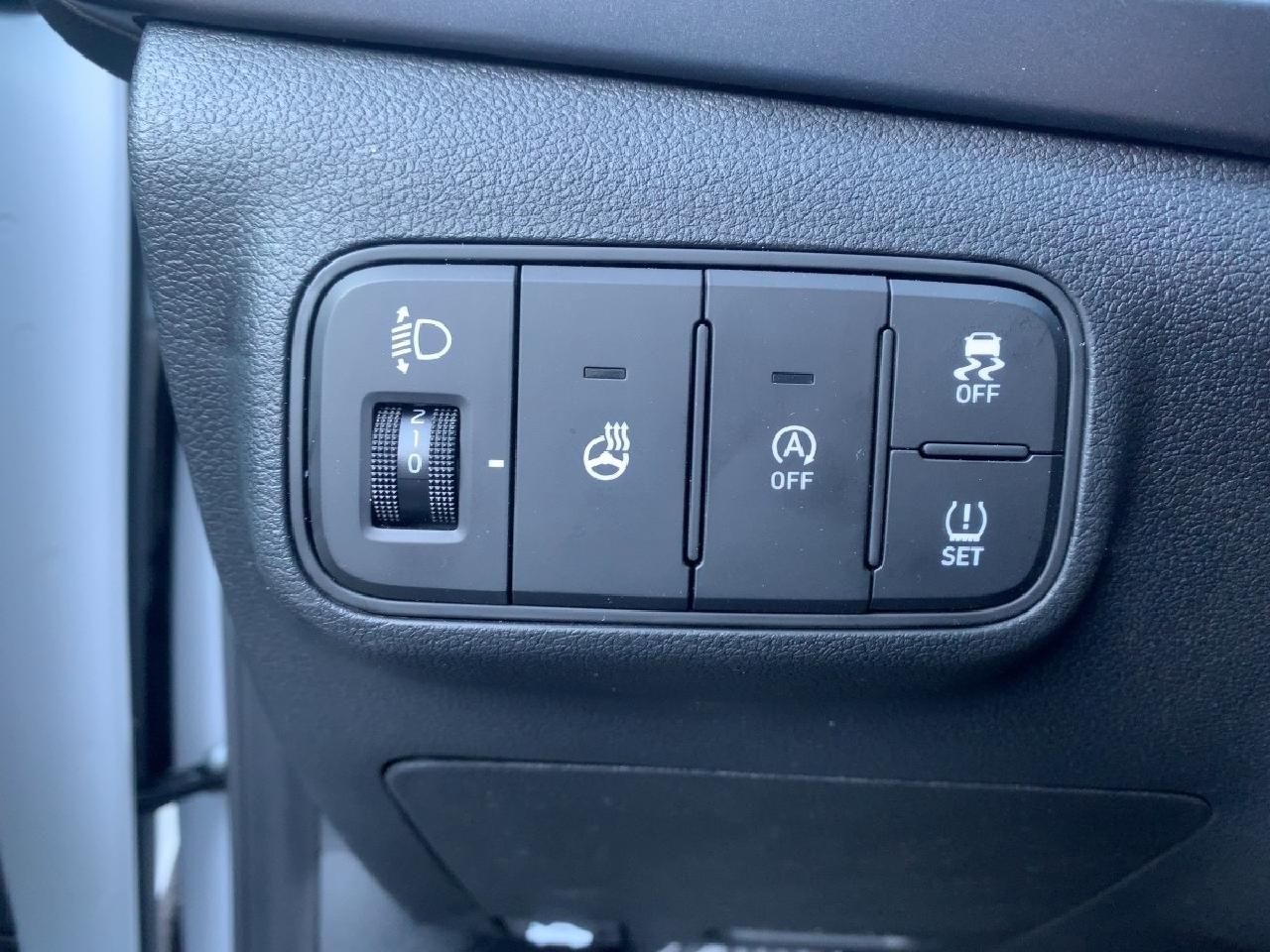 Fahrzeugabbildung Hyundai i20 Trend Komfort Bose POWERLEASING bis 16.05.*