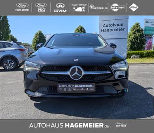 Mercedes CLA 180 Shooting Brake - 2