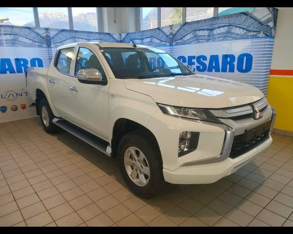 Mitsubishi MITSUBISHI L200 d.cab 2.3d Invite Connect 4wd 15