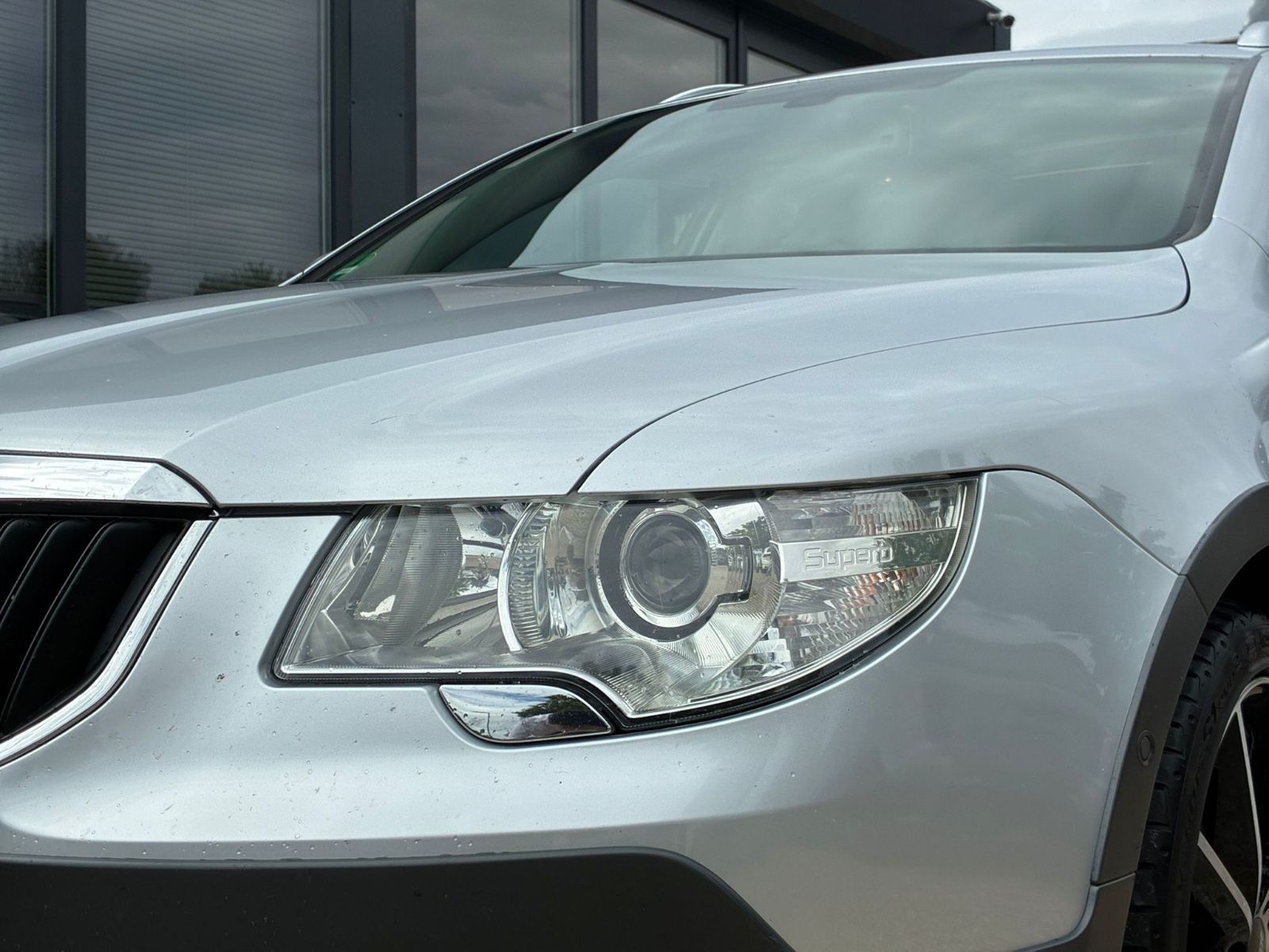 SKODA Superb Superb 2.0 TDI Elegance 4x4*DSG*Pano*Xenon*, Ansicht 6