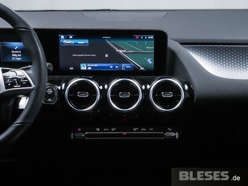 MERCEDES-BENZ GLA 180 – Bild 7