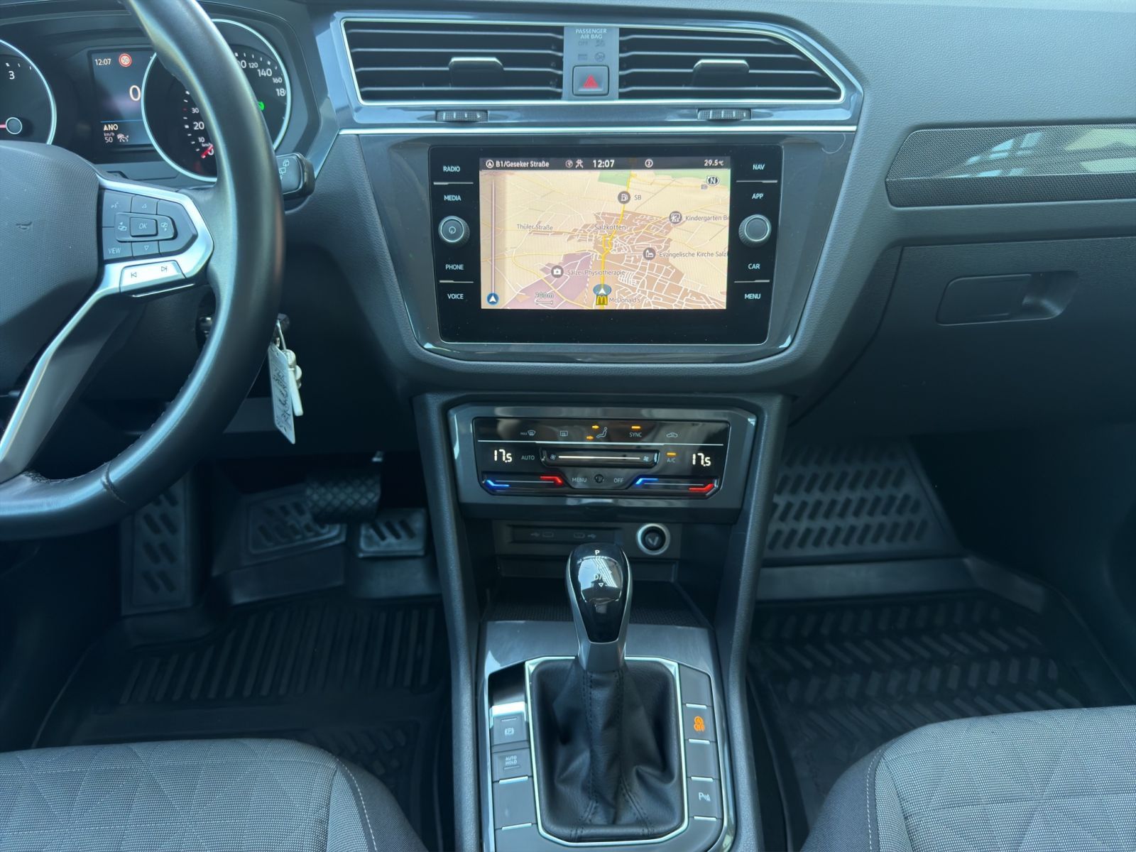 Volkswagen Tiguan - Bild 13