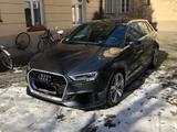 Audi RS3 2.5 TFSI S tronic quattro Sportback - Audi RS3: Kombi