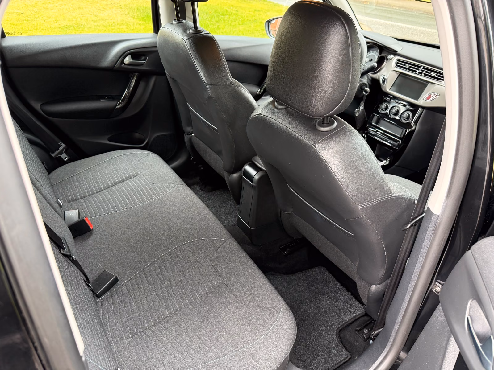 Citroën C3 Selection  ** Zahnriemen neu **