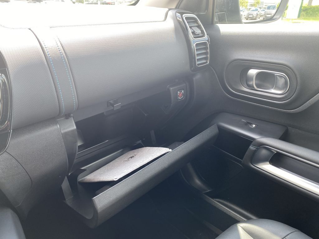 Fahrzeugabbildung Citroën C5 Aircross Hybrid 145 Automatik MAX *Allwetter*