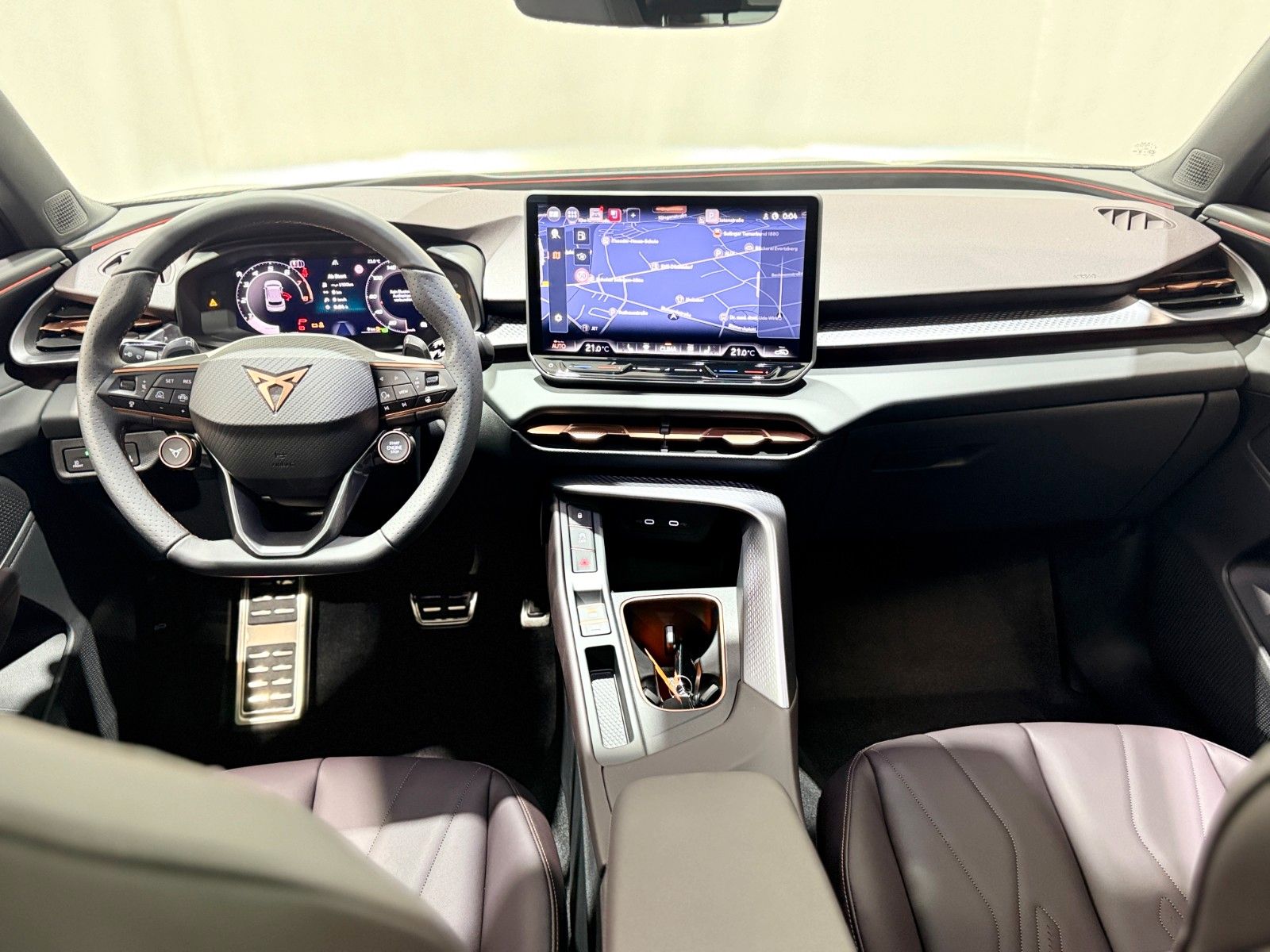 Fahrzeugabbildung CUPRA Terramar 2.0 TSI 195 kW 4Drive VZ