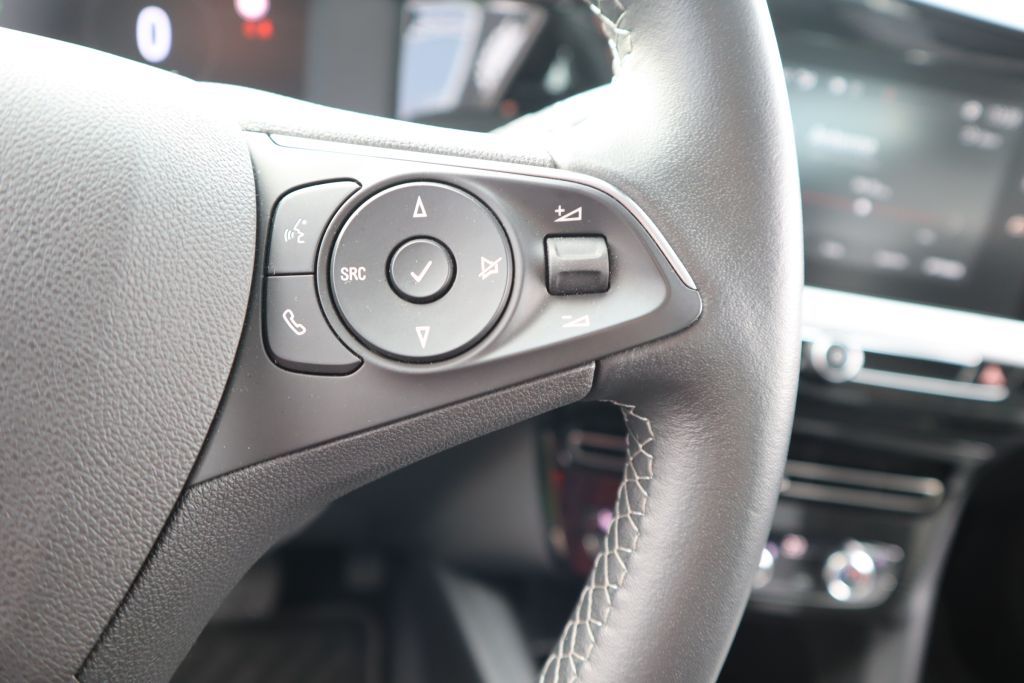 Fahrzeugabbildung Opel Mokka-e Elegance+LED+Allwetter+Keyless