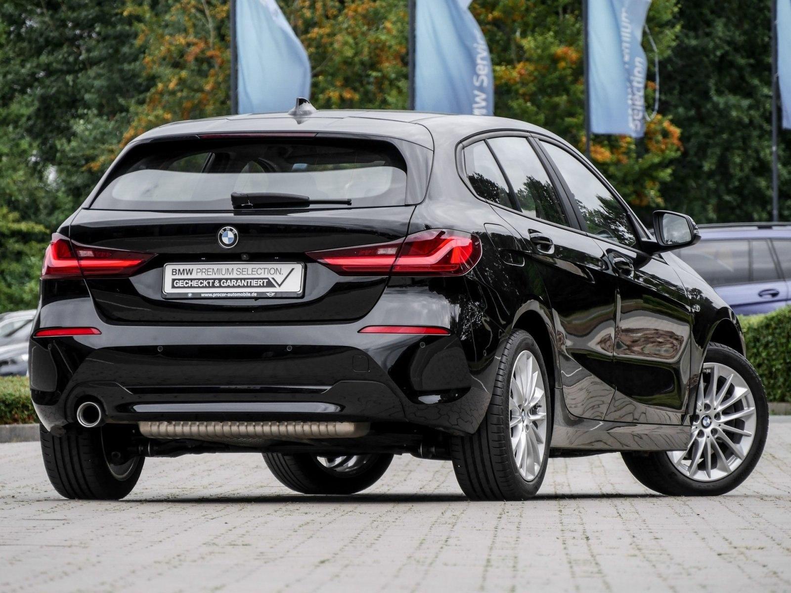 BMW 118i RFK NAVI LED PDC V+H DAB Parkass. Tempomat