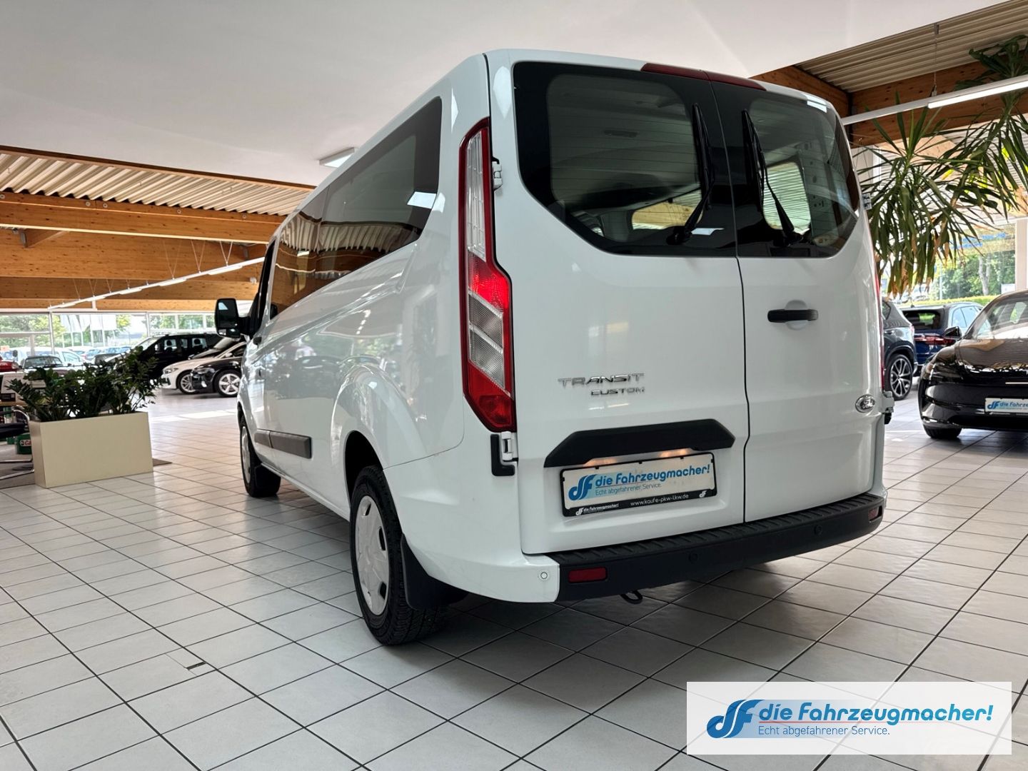 Fahrzeugabbildung Ford Transit Custom 320 L2 Trend 2.0 TDCi EU6d Dyn. K