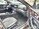 Mercedes-Benz E 350 d T AMG LINE 4MATIC*PANO+M.2018* - Mercedes-Benz E 350 in Wiesbaden