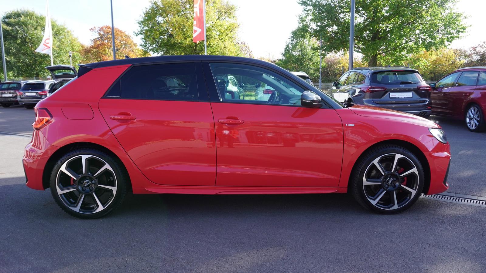 Audi A1 Sportback 40 2.0 TFSI S line LED App-Connect