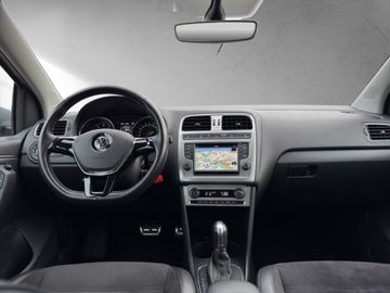 Volkswagen Polo 1.2 TSI DSG Cross *2XPDC*SHZ*NAV*XENON* ALU