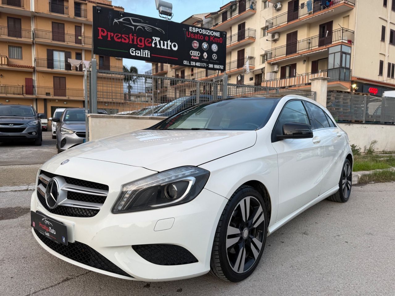 MERCEDES-BENZ A 200