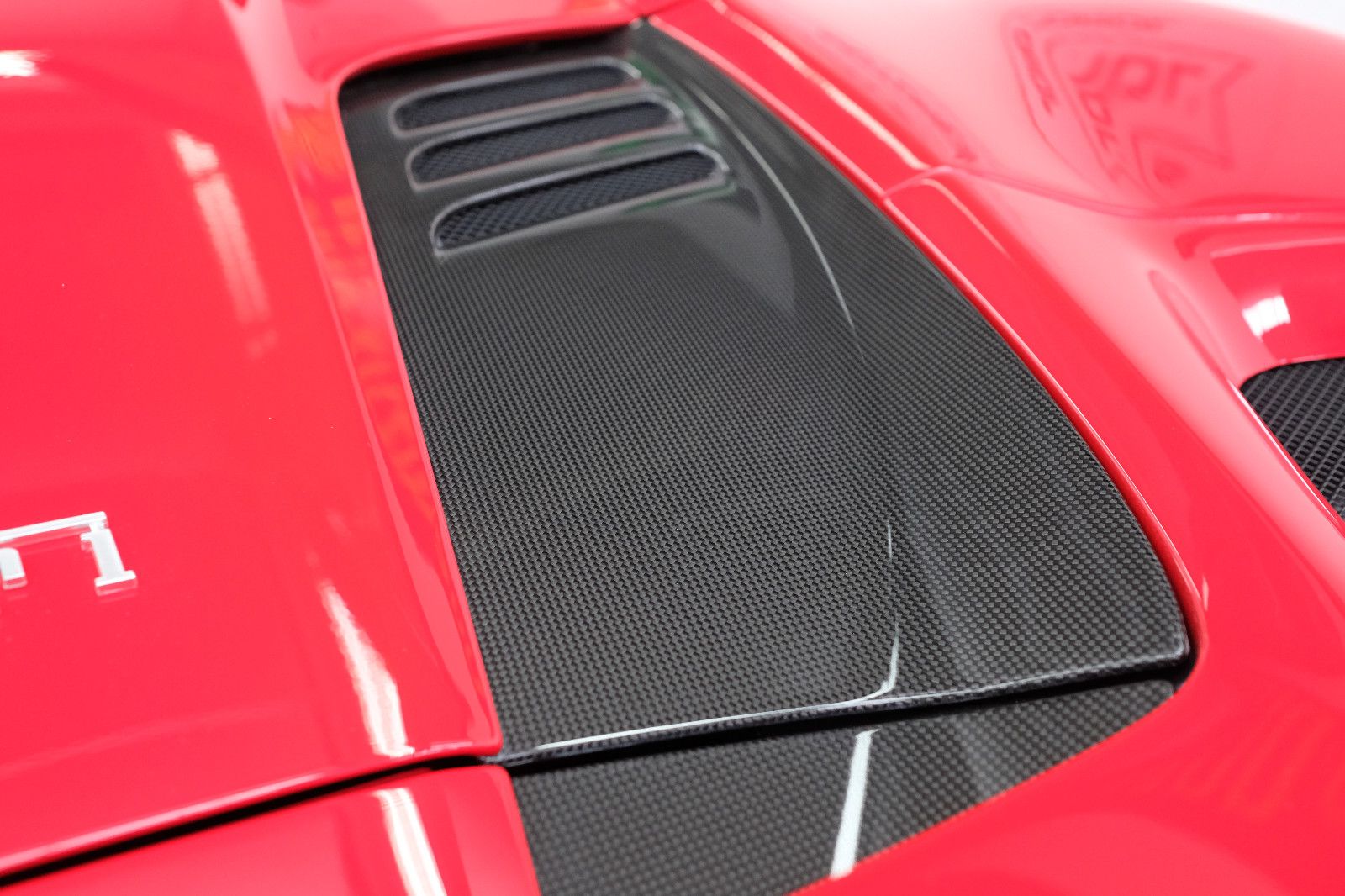 Fahrzeugabbildung Ferrari F8 Spider/CARBON/LIFT/PASSENGER DISPL/RACING/JBL