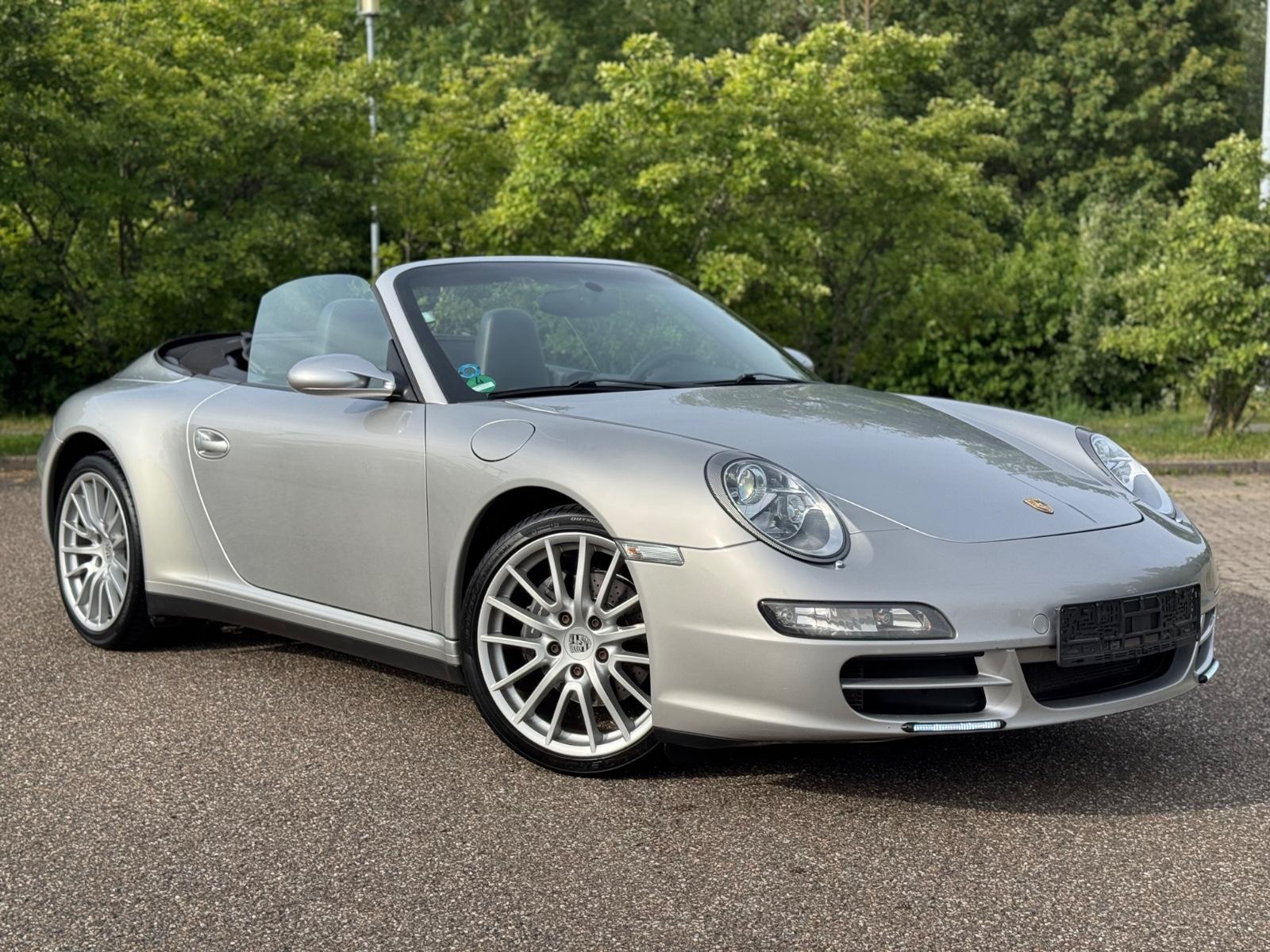 Porsche 911  997 Carrera 4 Cabrio Vollaustattung Hardtop