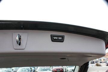 Fahrzeugabbildung BMW 318 d Touring Aut Sport Line NAVIPROF LED KEYLES